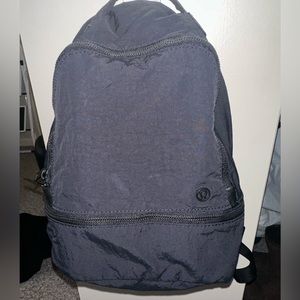 LULULEMON BACKPACK MINI SIZE BLACK NO STAINS